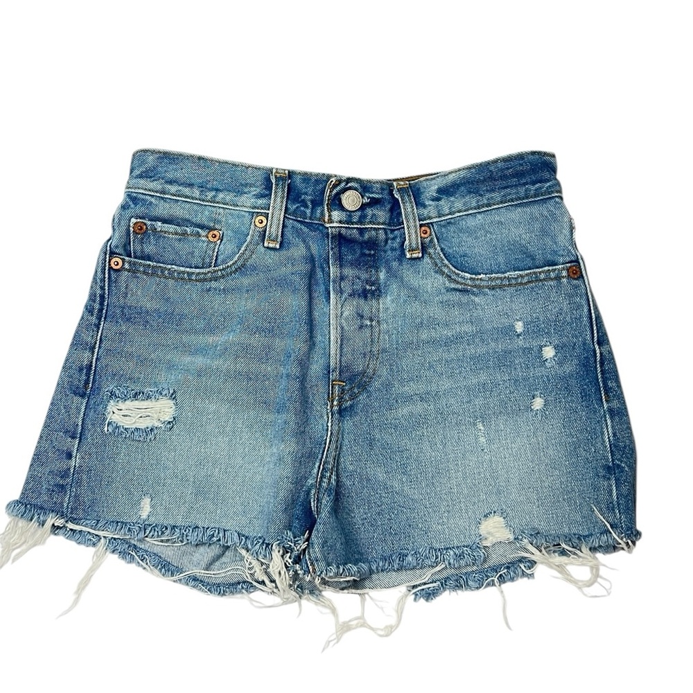 LEVI’S Premium Shorts – Size Small (26)